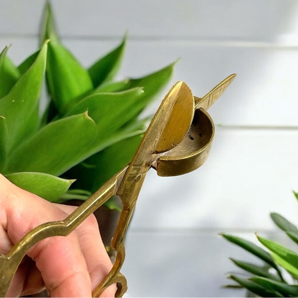 10 Antique Brass Collectibles W/Unique Candle Trimmer - Picture 4 of 14